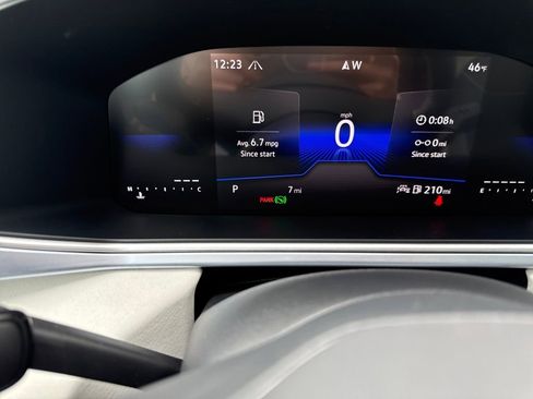 New 2026 Volkswagen Taos SE AWD/4WD image 10