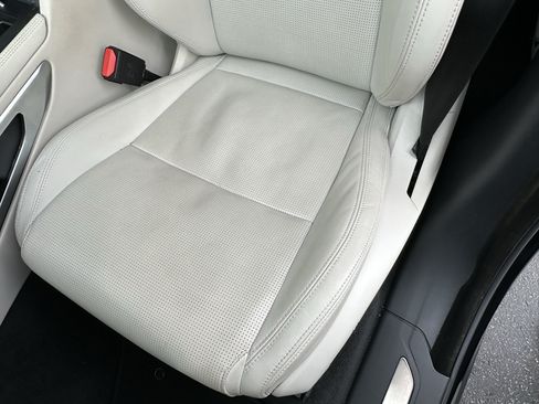 Used 2026 Jaguar F-PACE R-Dynamic S AWD/4WD image 18