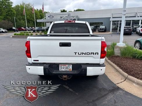 Used 2019 Toyota Tundra Limited w/ Limited Premium Package AWD/4WD image 5