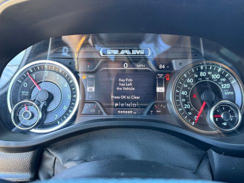 Used 2021 RAM 1500 Big Horn RWD image 29