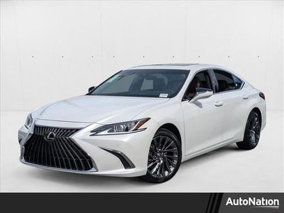 New 2025 Lexus ES 300h w/ Luxury Package