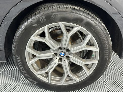 Used 2021 BMW X7 xDrive40i w/ Parking Assistance Package AWD/4WD image 10