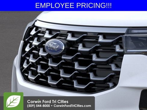New 2026 Ford Explorer Platinum AWD/4WD image 17