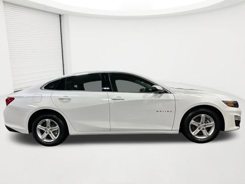 Used 2023 Chevrolet Malibu LT FWD image 4