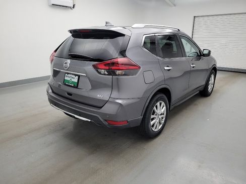 Used 2019 Nissan Rogue SV FWD image 9