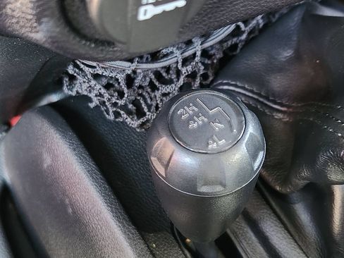 Used 2015 Jeep Wrangler Unlimited Sport AWD/4WD image 20