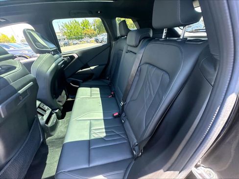 Used 2025 BMW X3 xDrive30i w/ Convenience Package AWD/4WD image 24