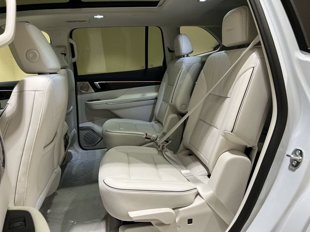 New 2027 Buick Enclave Avenir FWD image 25