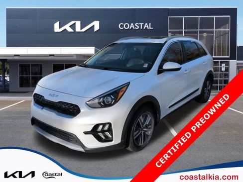 Certified 2022 Kia Niro LXS image 1
