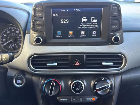 Used 2018 Hyundai Kona SEL image 18