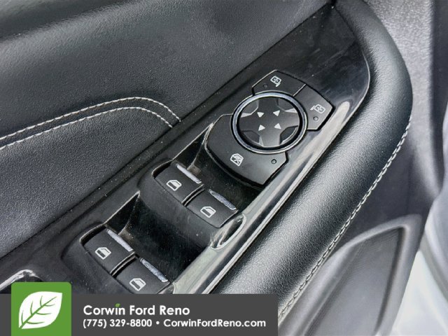 Used 2016 Ford Edge Titanium AWD/4WD image 19
