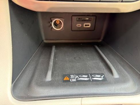 Used 2021 GMC Acadia Denali w/ Denali Ultimate Package image 31