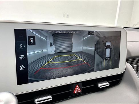 Used 2024 Hyundai Ioniq 5 Limited image 21