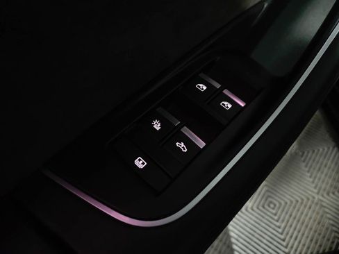 Used 2020 Audi A8 L 4.0T image 37