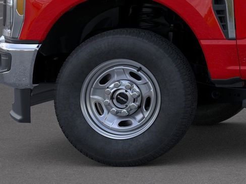 New 2026 Ford F250 XL w/ XL Chrome Package image 19