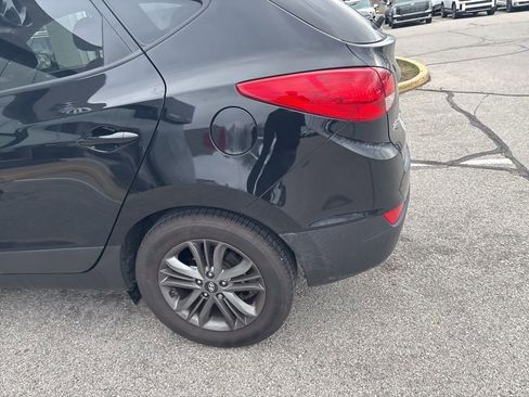 Used 2015 Hyundai Tucson SE image 3