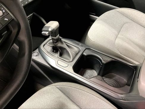 Used 2025 Kia K4 FWD image 17