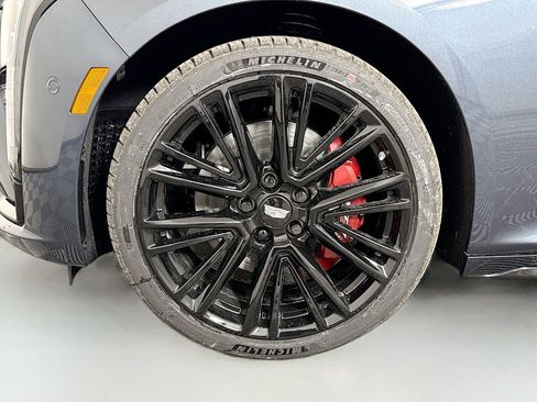 New 2026 Cadillac CT5 V w/ LPO, ONYX Package image 31