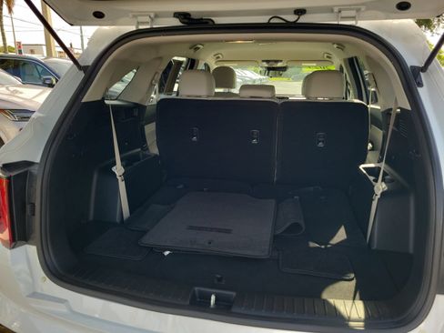 Used 2023 Kia Sorento S FWD image 10