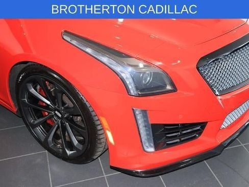 Used 2019 Cadillac CTS V w/ Luxury Package RWD image 13