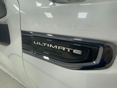 Used 2022 GMC Sierra 1500 Denali Ultimate AWD/4WD image 4