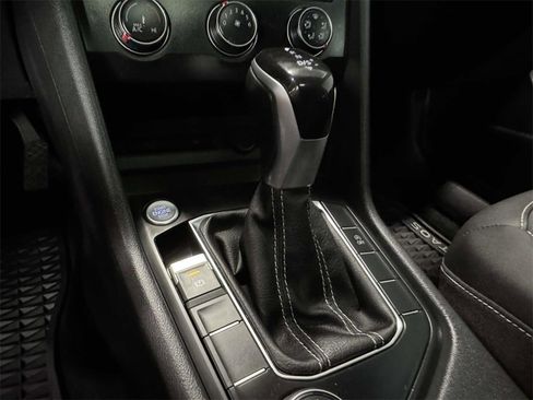 Used 2022 Volkswagen Taos SE image 26