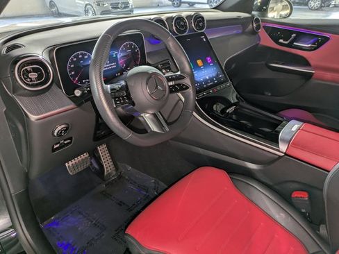 Certified 2025 Mercedes-Benz GLC 300 image 13