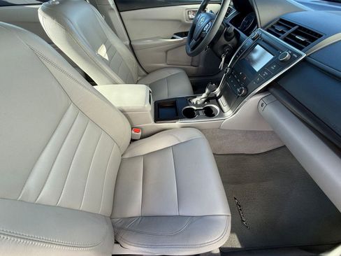 Used 2017 Toyota Camry LE image 35