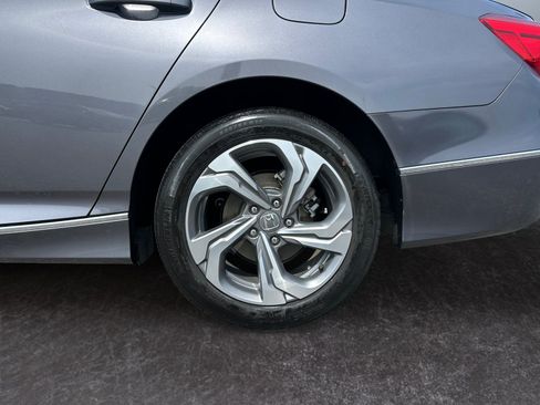 Used 2019 Honda Accord EX image 14