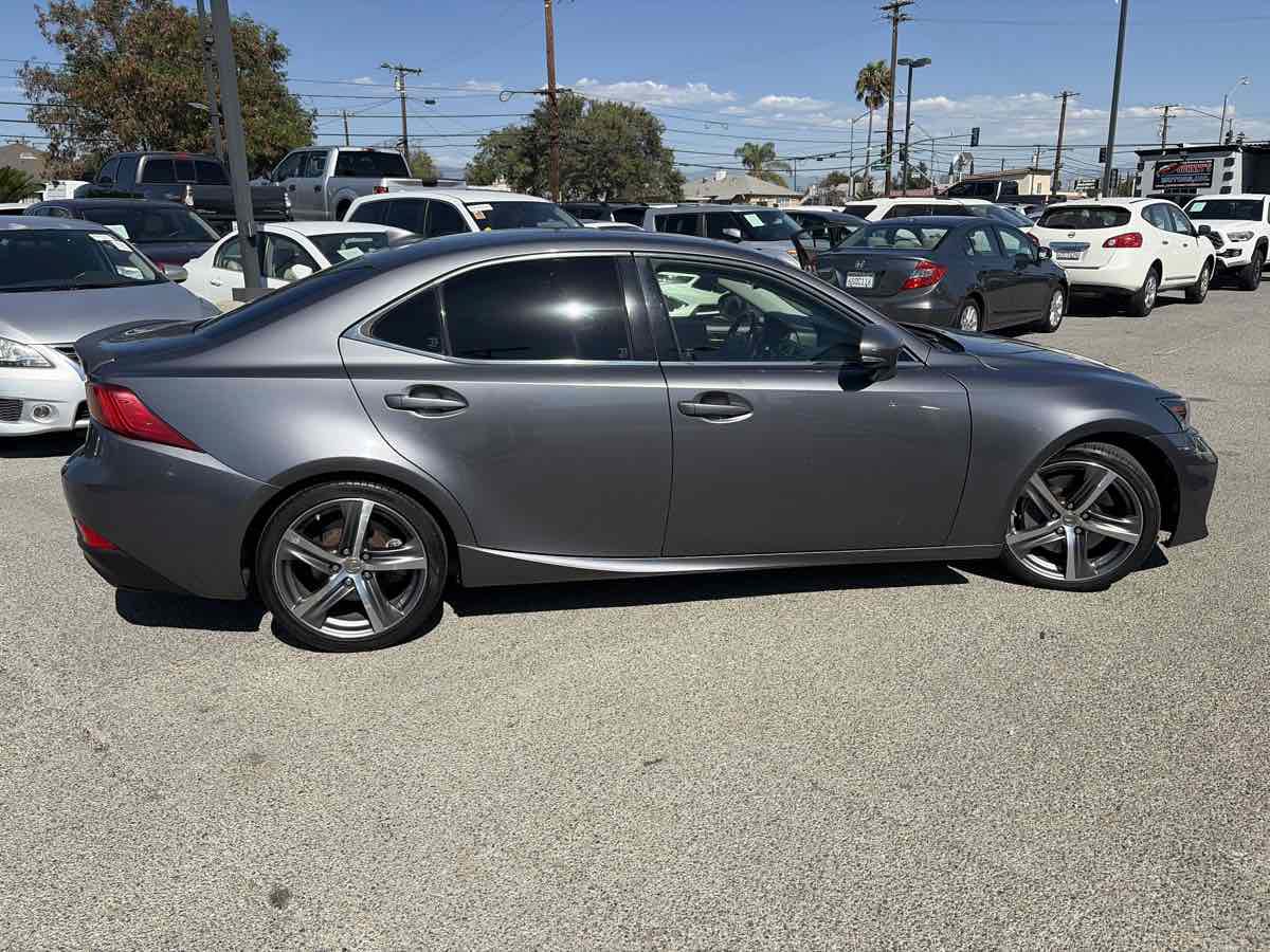 Used 2017 Lexus IS 200t w/ Navigation System Package RWD image 4
