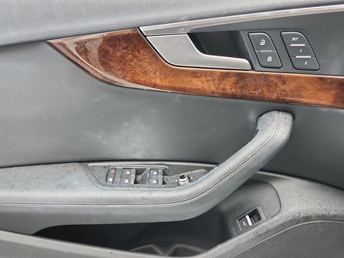 Used 2019 Audi A4 2.0T Premium Plus w/ Premium Plus Package image 38