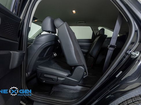 Used 2024 Kia Sorento S image 28