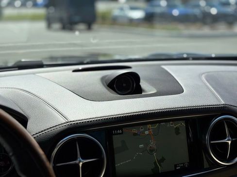 Certified 2019 Mercedes-Benz SL 550 image 32