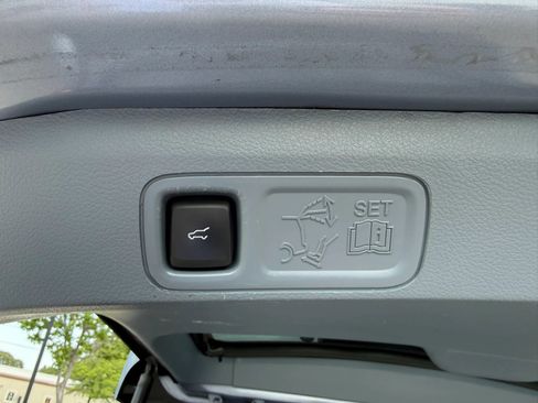 Used 2019 Lincoln Navigator Black Label AWD/4WD image 25