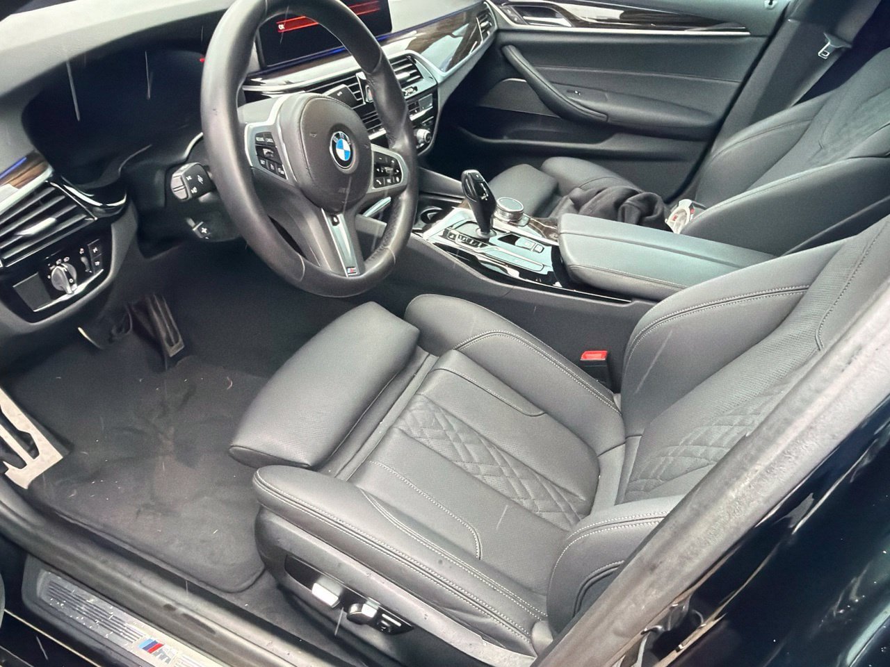 Used 2023 BMW 530i w/ M Sport Package RWD image 8