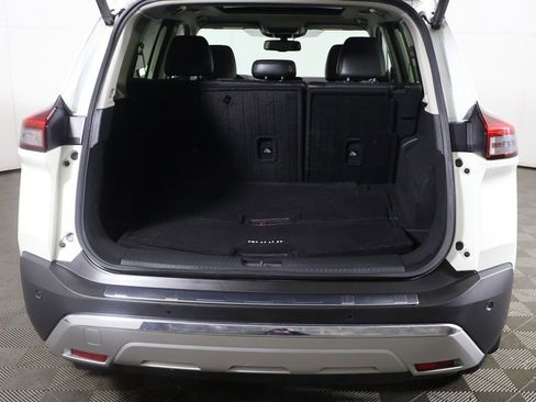 Used 2023 Nissan Rogue Platinum w/ Platinum Premium Package image 18