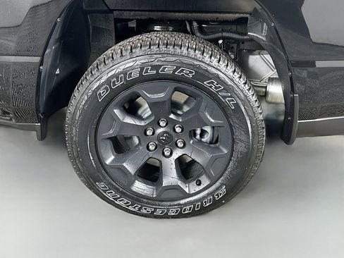 New 2026 RAM 1500 Express image 17