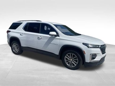 Used 2023 Chevrolet Traverse LT FWD image 5
