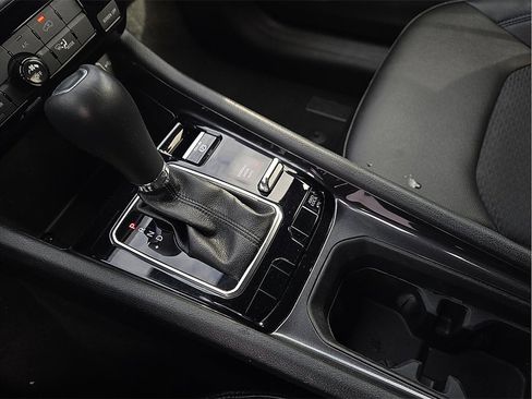 Used 2024 Jeep Compass Latitude w/ Altitude Special Edition image 20