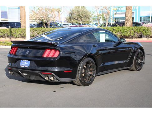 Used 2017 Ford Mustang Shelby GT350 image 26
