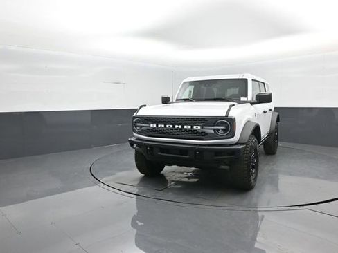 New 2026 Ford Bronco Badlands image 3