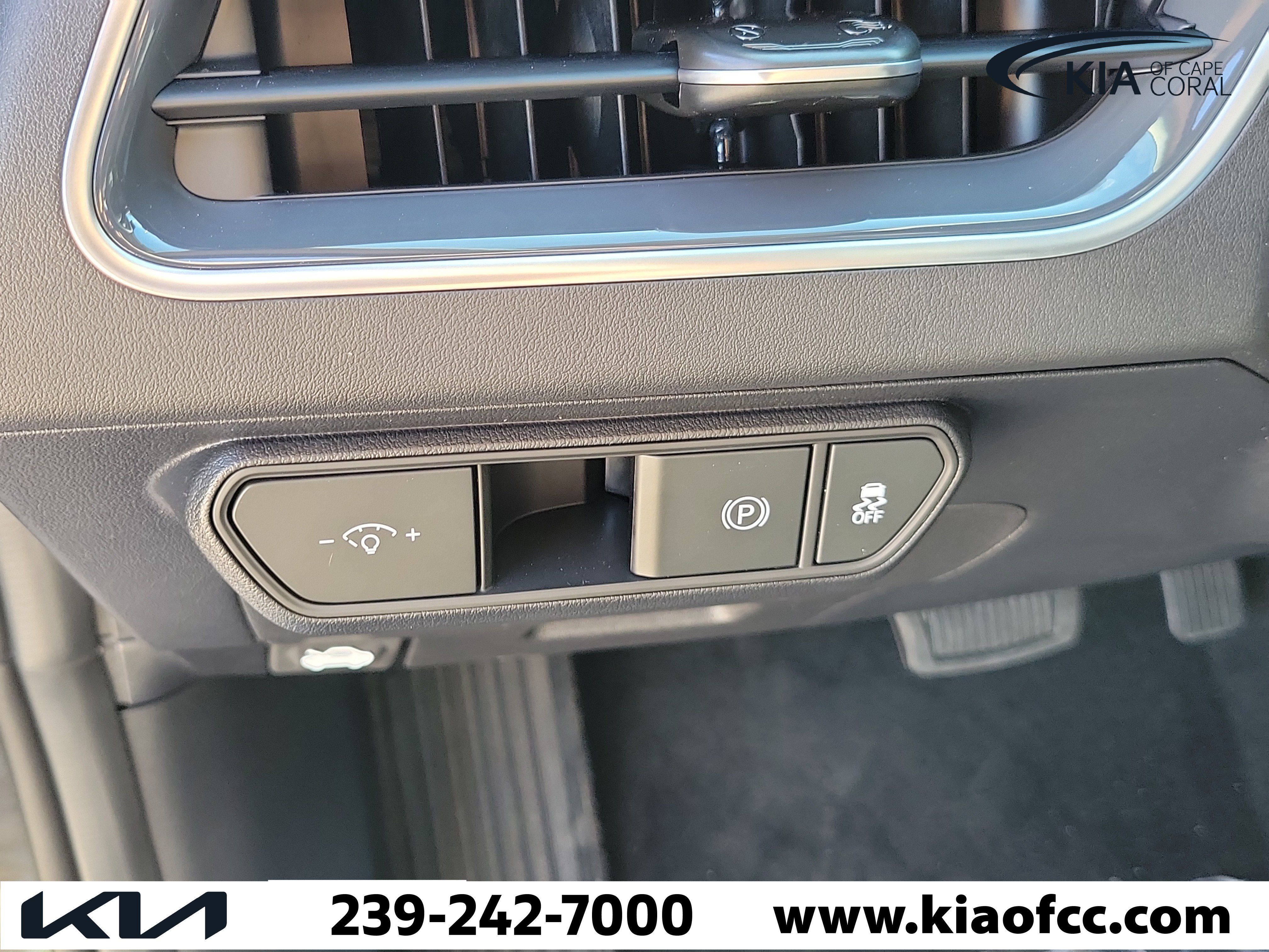 New 2026 Kia K4 EX FWD image 25