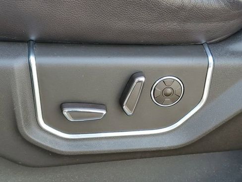Used 2019 Ford F150 Limited AWD/4WD image 13