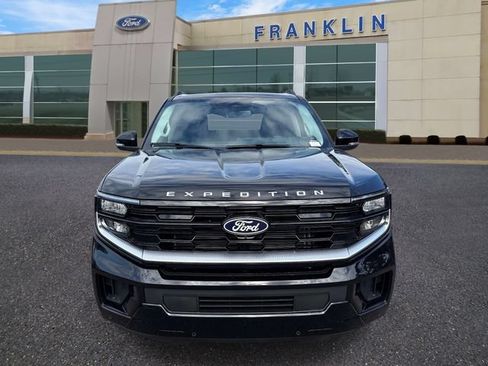 New 2027 Ford Expedition Platinum w/ Driver's Package AWD/4WD image 2