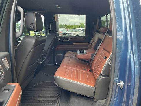 Used 2025 GMC Sierra 2500 Denali Ultimate AWD/4WD image 31