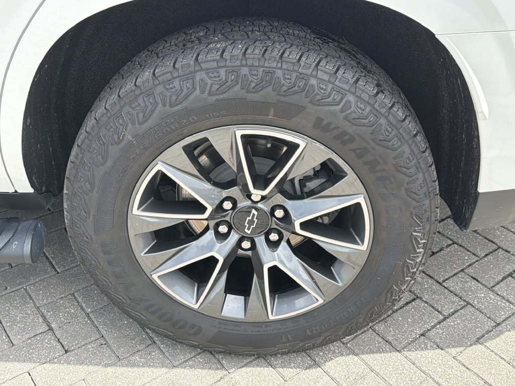 Certified 2023 Chevrolet Tahoe Z71 AWD/4WD image 17