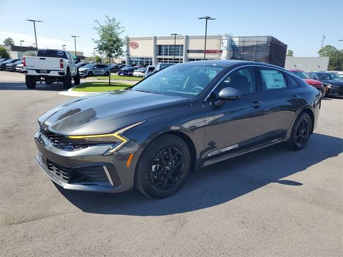 New 2026 Kia K5 LXS image 2