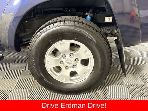 Used 2013 Toyota Tacoma PreRunner w/ TRD Off-Road Pkg RWD image 4