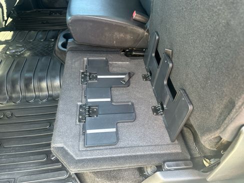 Used 2017 RAM 1500 Laramie w/ Convenience Group image 41