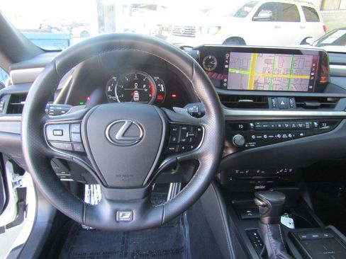 Used 2021 Lexus ES 250 F Sport image 16